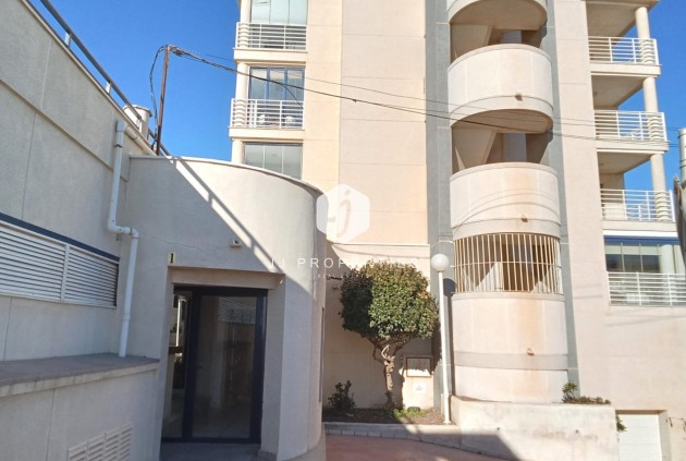 D'occasion - Attique -
Torrevieja - Playa De La Mata