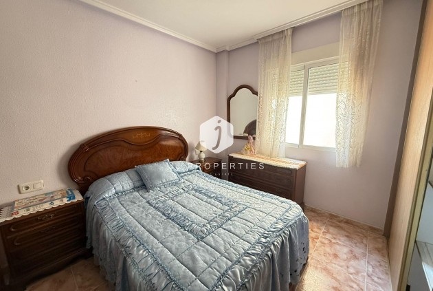 Resale - Apartment / flat -
Torrevieja - Playa del Cura