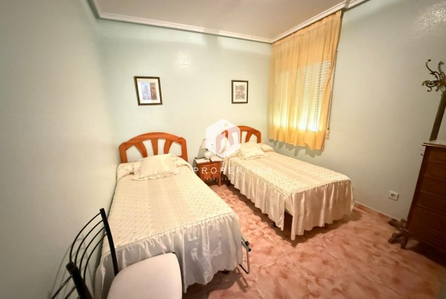 Resale - Apartment / flat -
Torrevieja - Playa del Cura