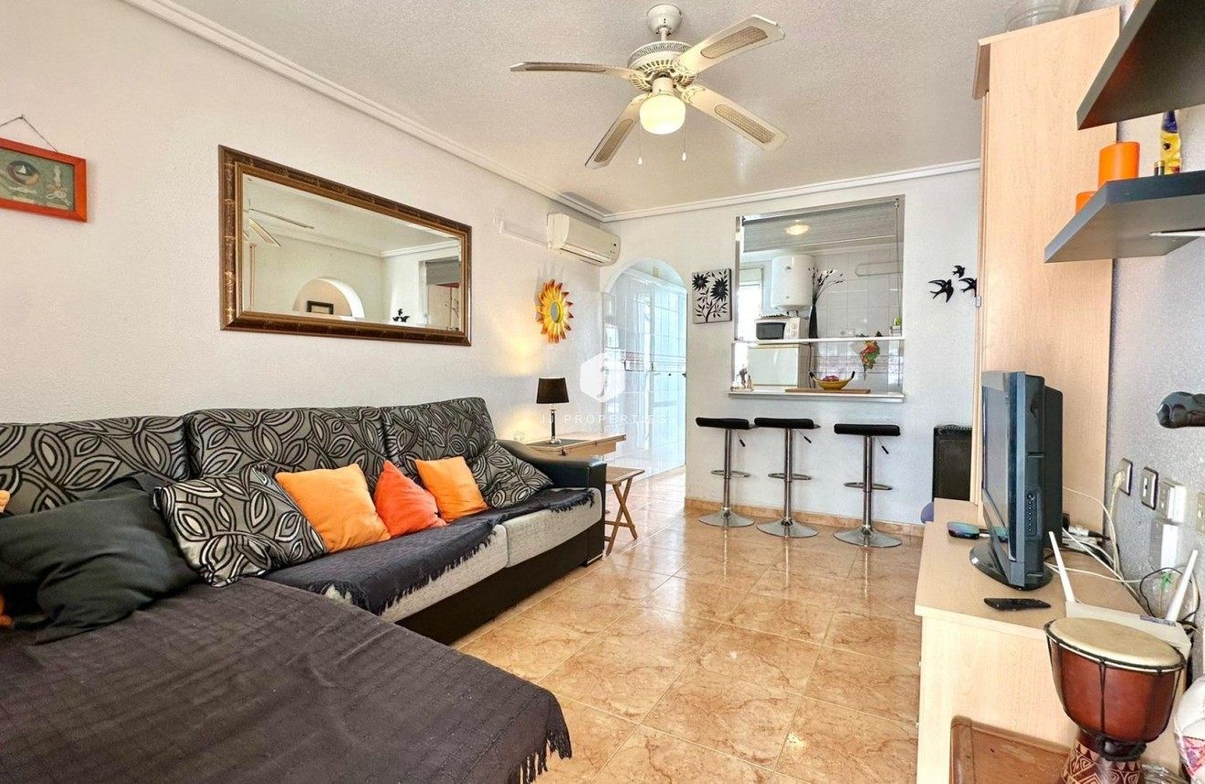 Resale - Bungalow -
Torrevieja - El Limonar