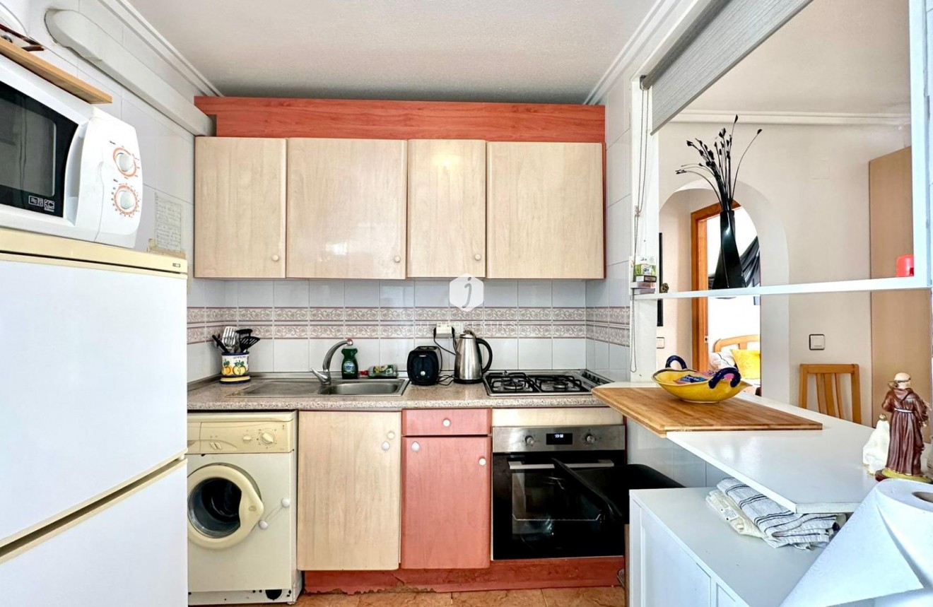 Resale - Bungalow -
Torrevieja - El Limonar