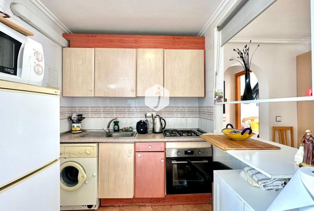 Resale - Bungalow -
Torrevieja - El Limonar