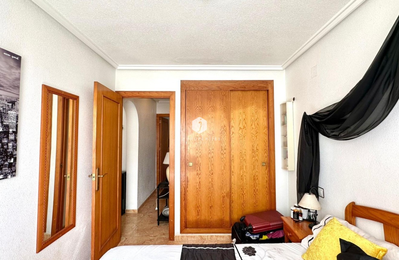 Resale - Bungalow -
Torrevieja - El Limonar