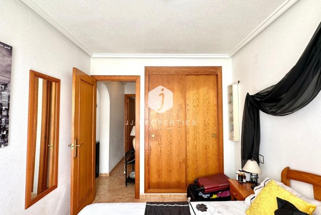 Resale - Bungalow -
Torrevieja - El Limonar