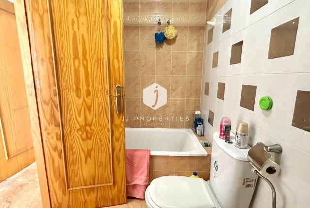 Resale - Bungalow -
Torrevieja - El Limonar