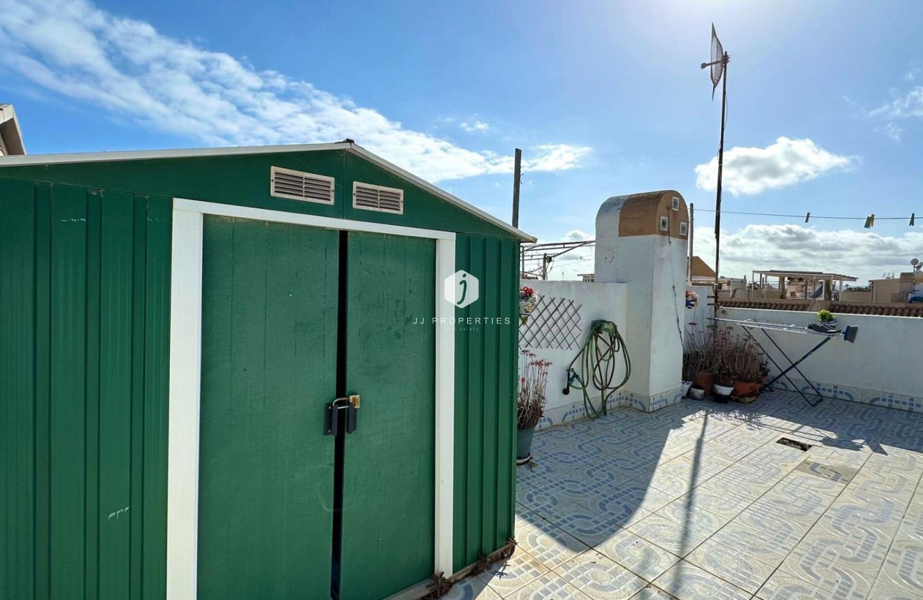 Resale - Bungalow -
Torrevieja - El Limonar