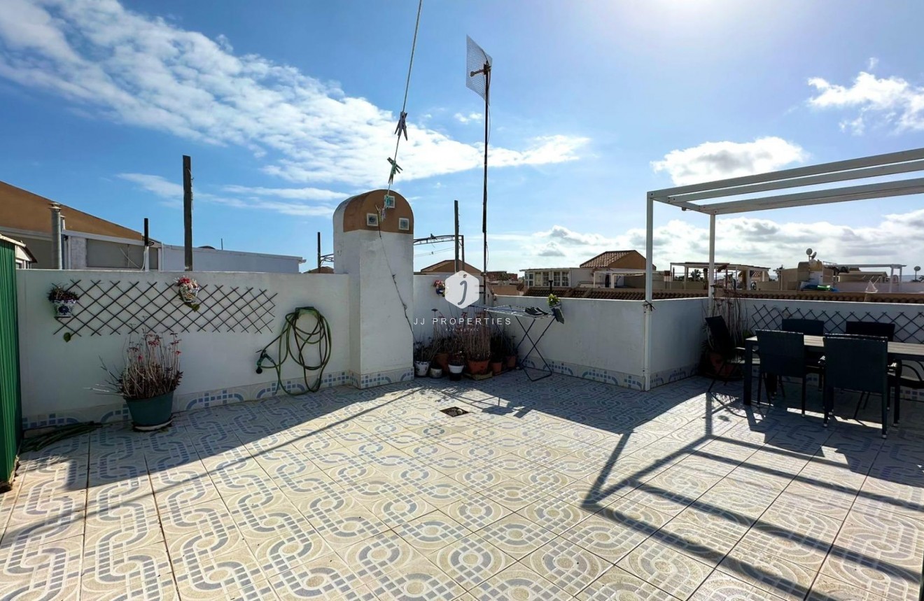 Resale - Bungalow -
Torrevieja - El Limonar