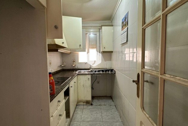 Resale - Apartment / flat -
Torrevieja - Estacion de autobuses