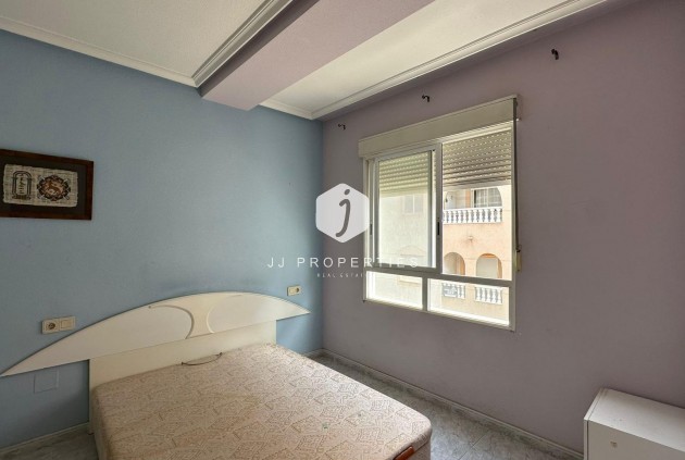Resale - Apartment / flat -
Torrevieja - Estacion de autobuses