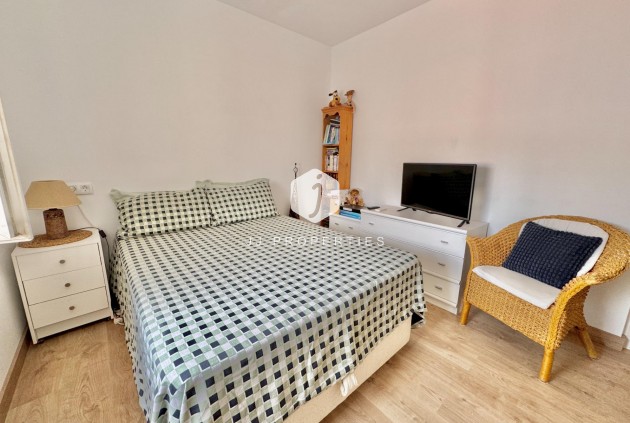 Resale - Villa -
Dolores - Comunidad Valenciana