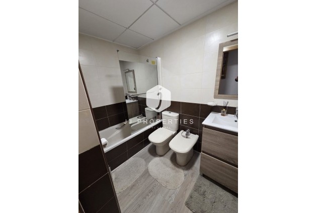 Resale - Apartment / flat -
Torrevieja - Costa Blanca