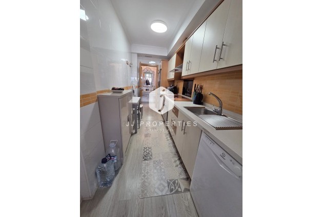 Resale - Apartment / flat -
Torrevieja - Costa Blanca