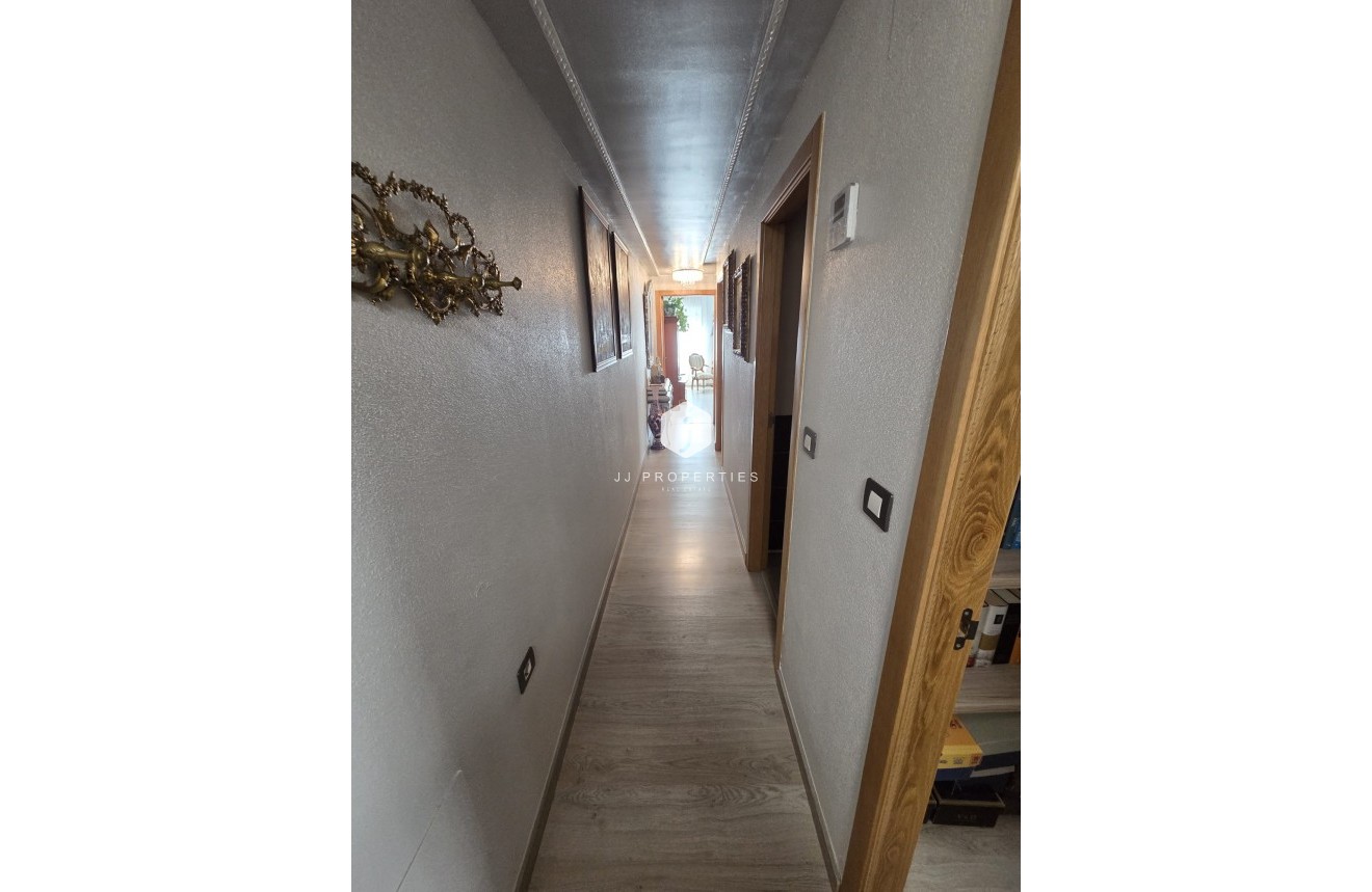 Resale - Apartment / flat -
Torrevieja - Costa Blanca