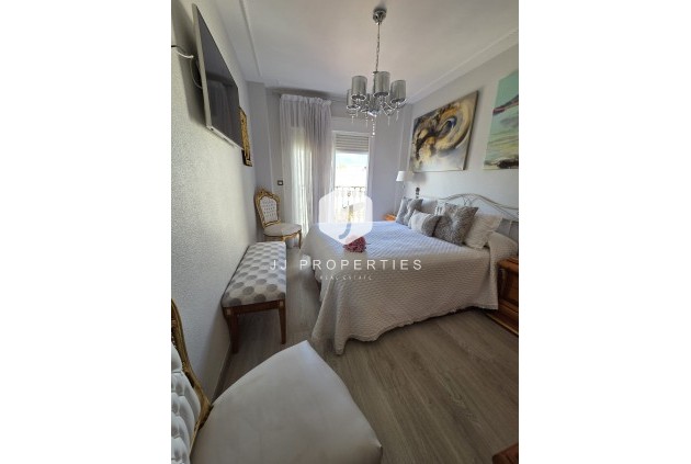 Resale - Apartment / flat -
Torrevieja - Costa Blanca