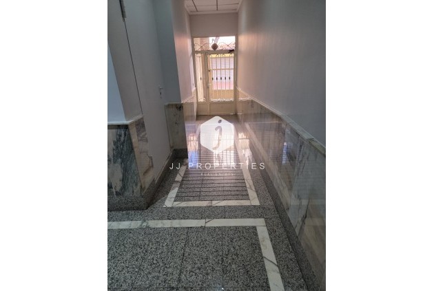 Resale - Apartment / flat -
Torrevieja - Costa Blanca