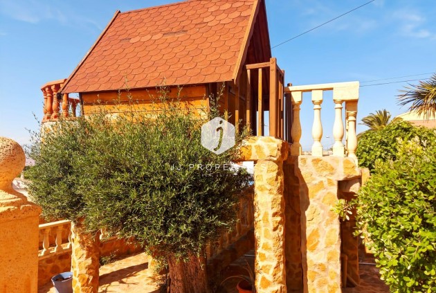 Resale - Villa -
Torrevieja - Costa Blanca