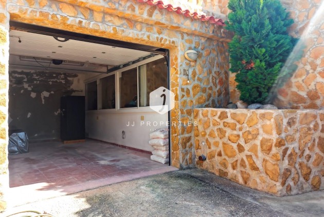 Resale - Villa -
Torrevieja - Costa Blanca