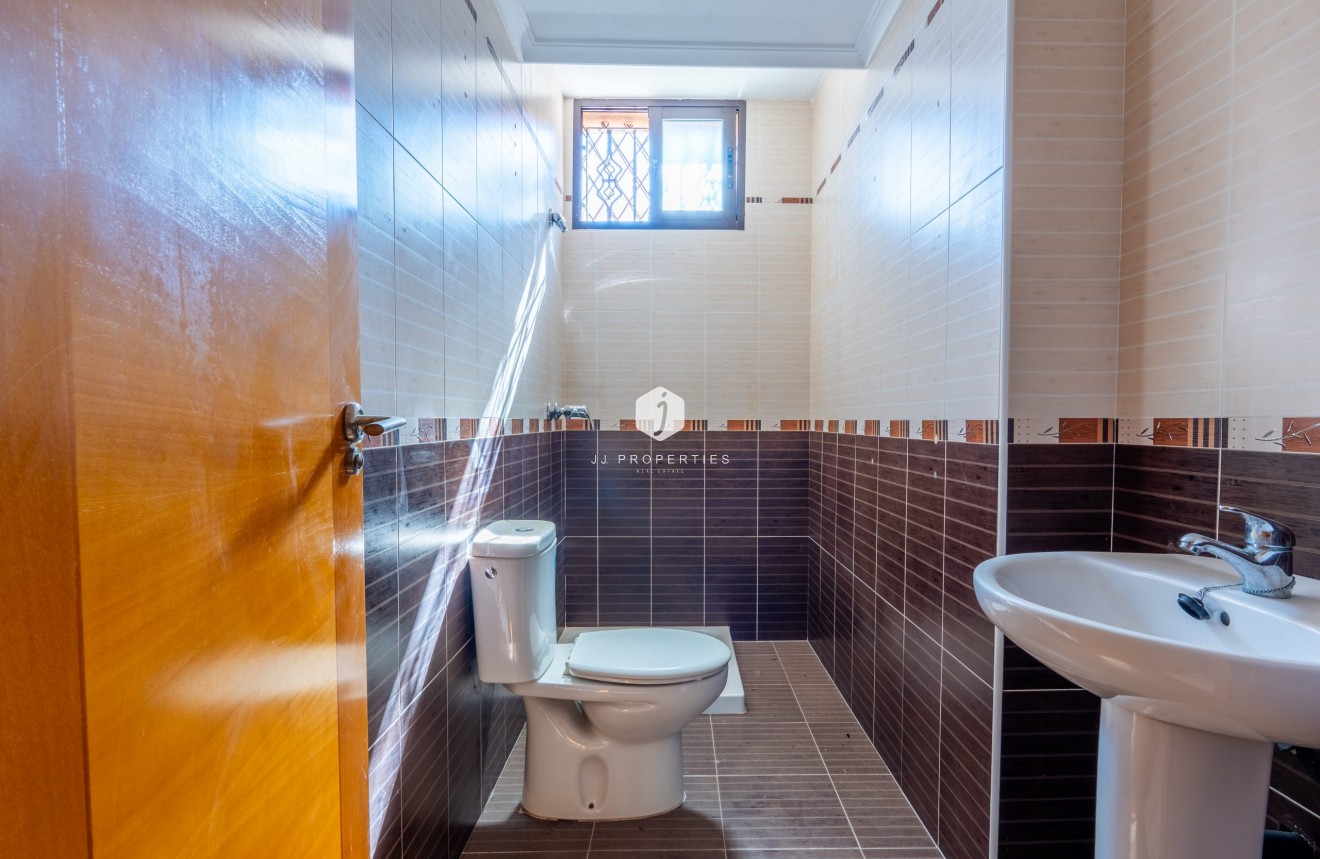 Resale - Villa -
Orihuela Costa - Costa Blanca