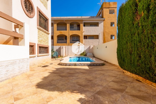 Resale - Villa -
Orihuela Costa - Costa Blanca