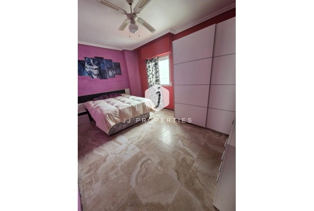 Resale - Apartment / flat -
Torrevieja - Costa Blanca