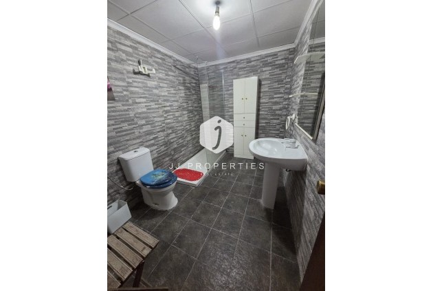 Resale - Apartment / flat -
Torrevieja - Costa Blanca