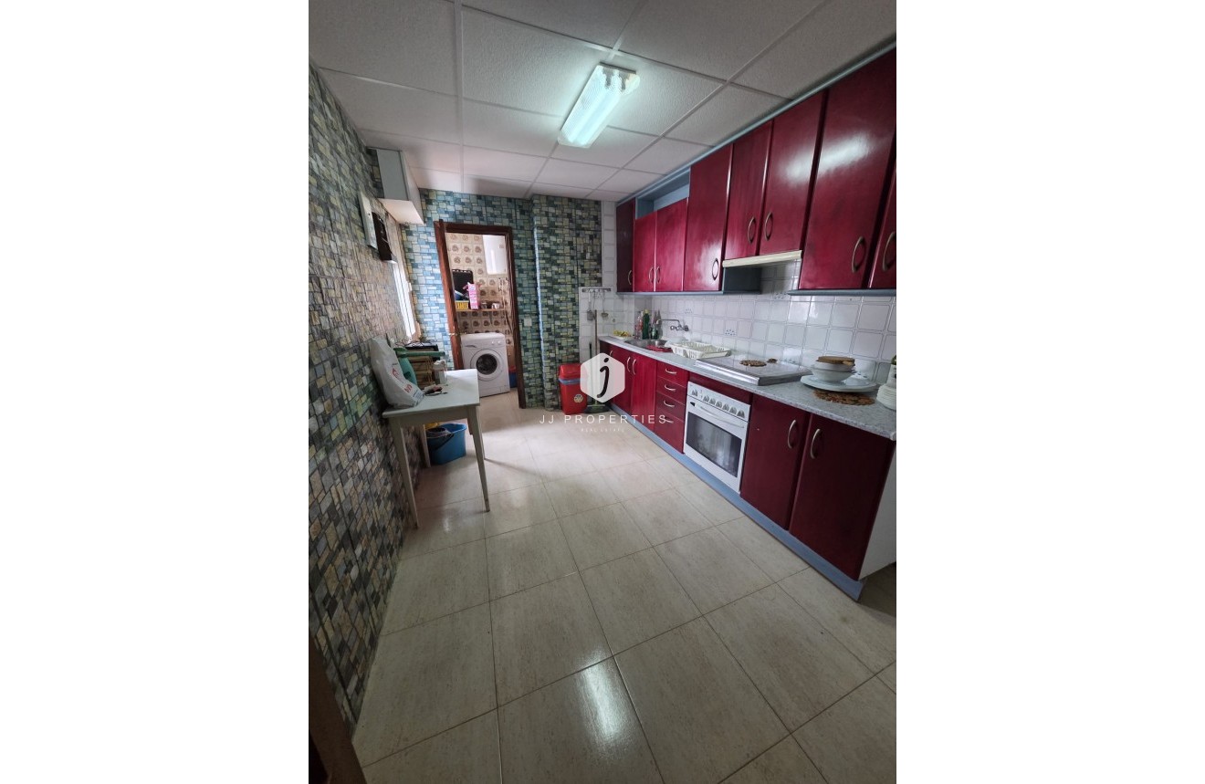 Resale - Apartment / flat -
Torrevieja - Costa Blanca