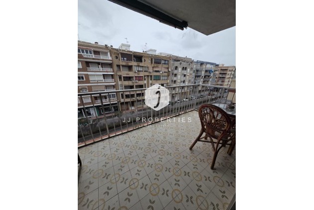 Resale - Apartment / flat -
Torrevieja - Costa Blanca