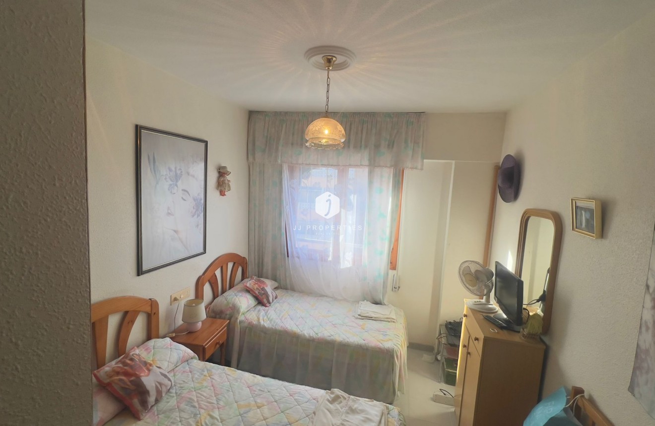 Resale - Apartment / flat -
Torrevieja - Costa Blanca