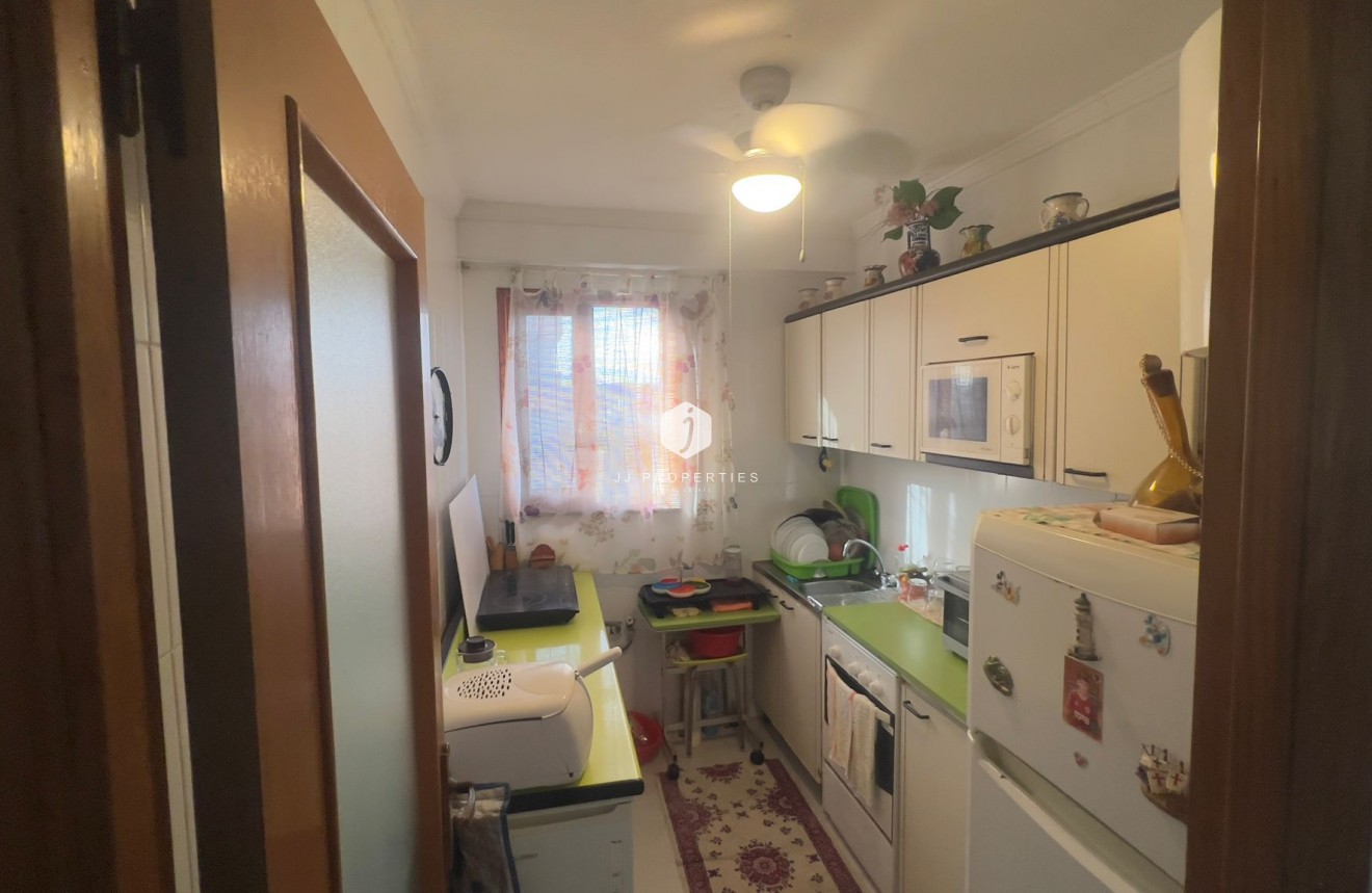 Resale - Apartment / flat -
Torrevieja - Costa Blanca