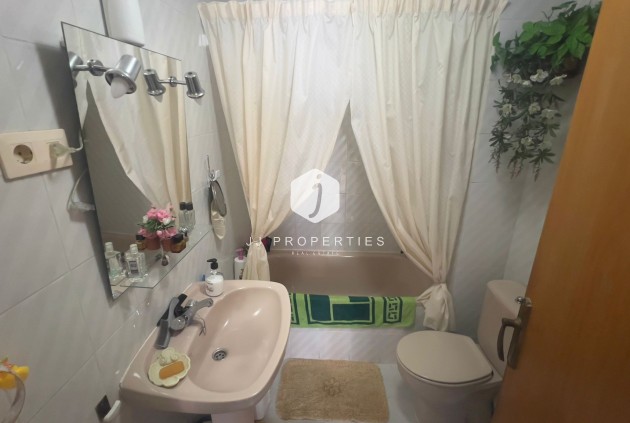 Resale - Apartment / flat -
Torrevieja - Costa Blanca