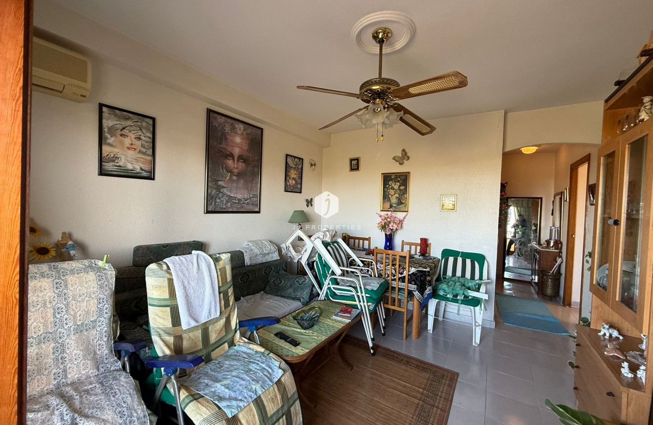 Resale - Apartment / flat -
Torrevieja - Costa Blanca