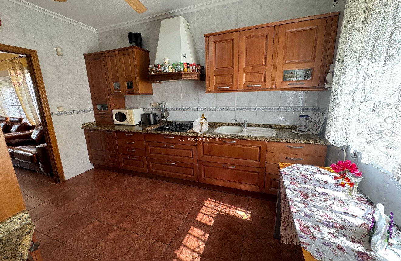 Resale - Villa -
Orihuela Costa - Costa Blanca