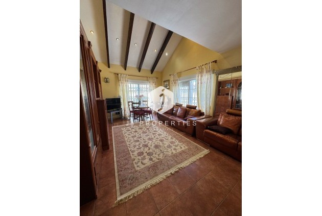 Resale - Villa -
Orihuela Costa - Costa Blanca