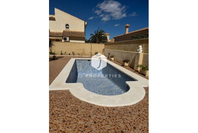 Resale - Villa -
Orihuela Costa - Costa Blanca