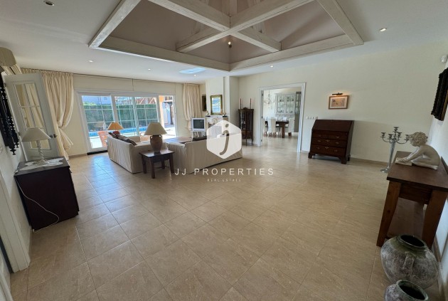 Resale - Villa -
Orihuela Costa - Costa Blanca