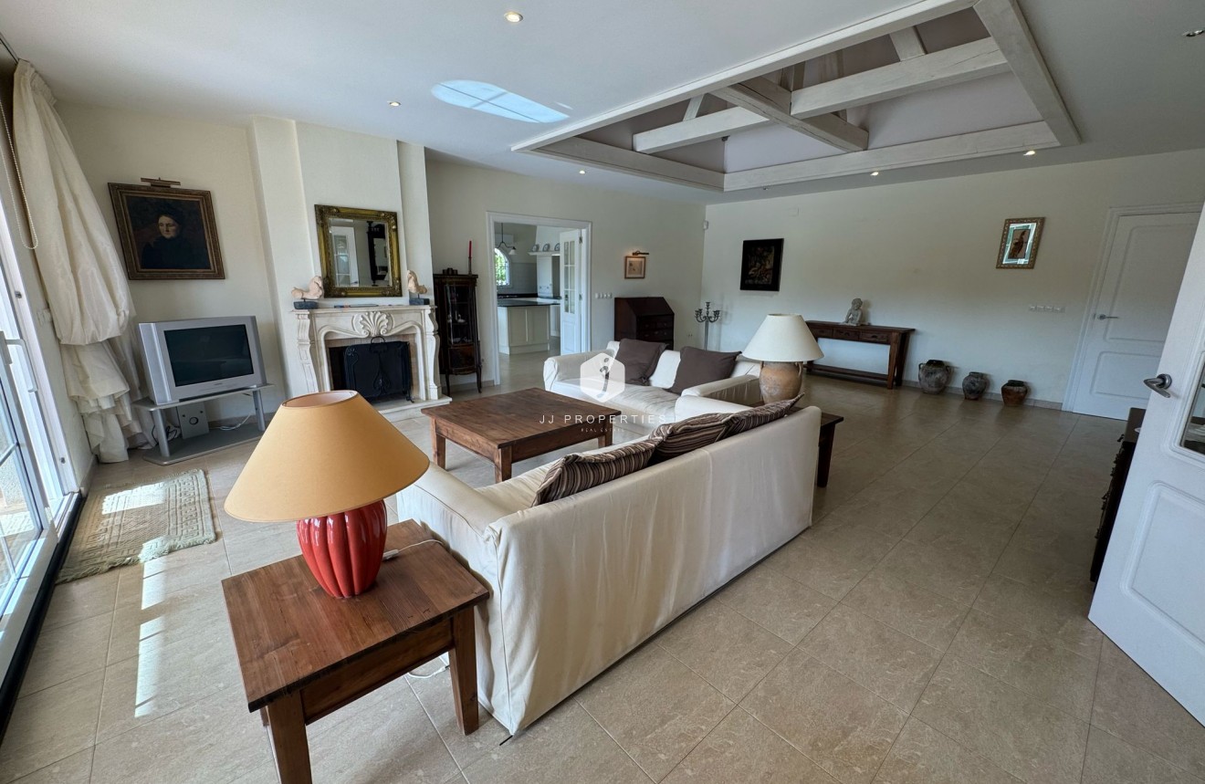 Resale - Villa -
Orihuela Costa - Costa Blanca