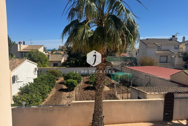 Resale - Villa -
Orihuela Costa - Costa Blanca