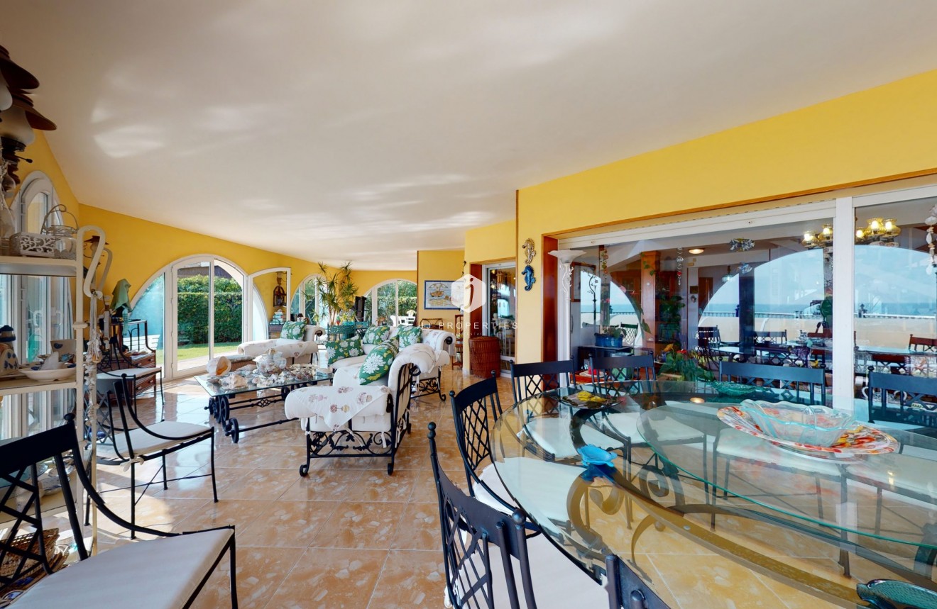 Resale - Villa -
Orihuela Costa - Costa Blanca