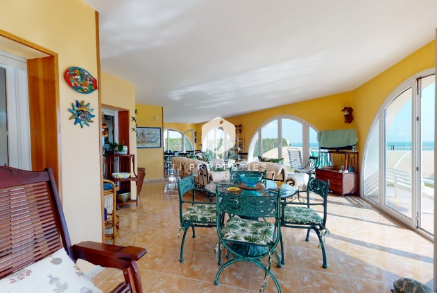 Resale - Villa -
Orihuela Costa - Costa Blanca