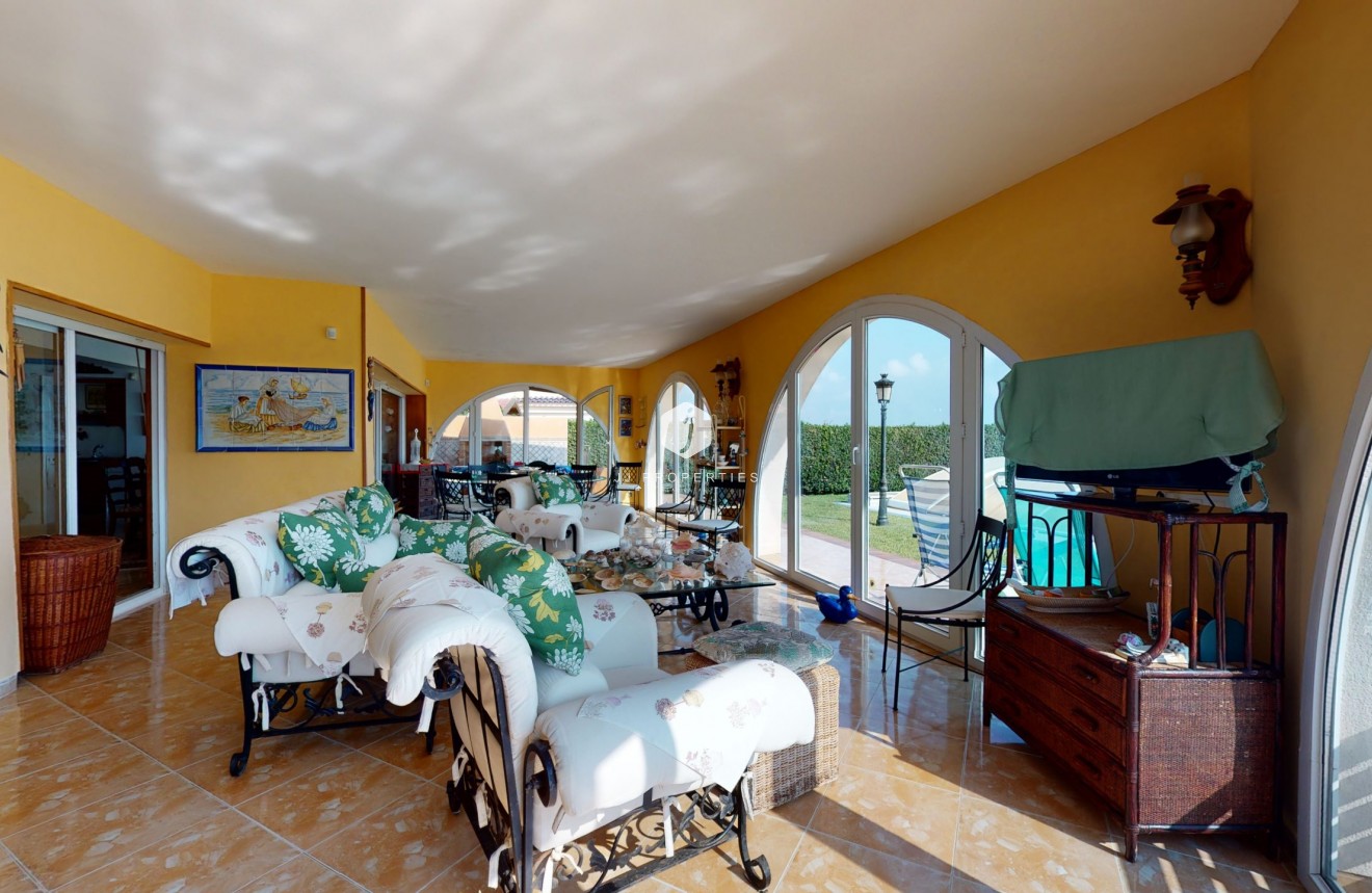 Resale - Villa -
Orihuela Costa - Costa Blanca