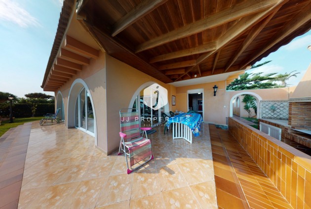 Resale - Villa -
Orihuela Costa - Costa Blanca