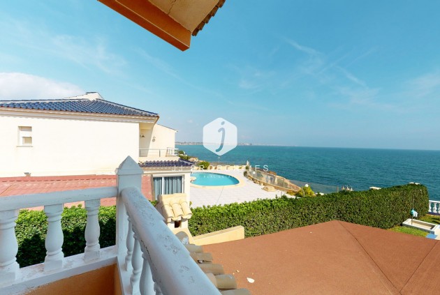 Resale - Villa -
Orihuela Costa - Costa Blanca