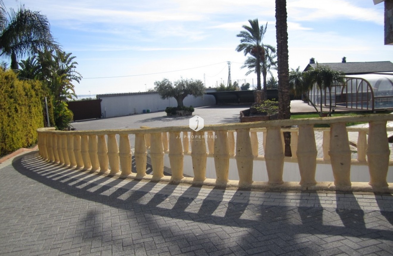 Resale - Country Property -
Los Montesinos - Costa Blanca
