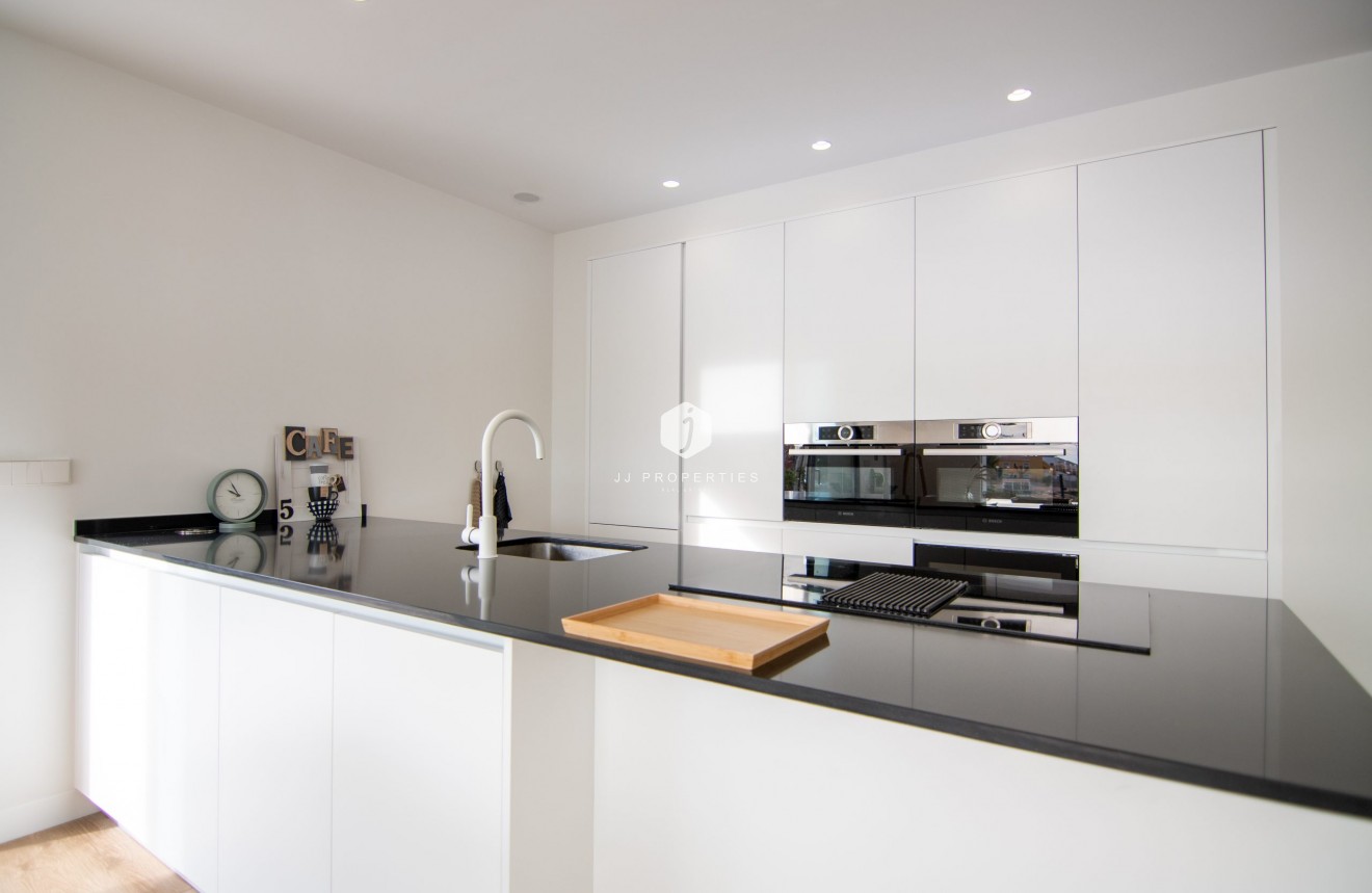 Resale - Villa -
Los Montesinos - Costa Blanca