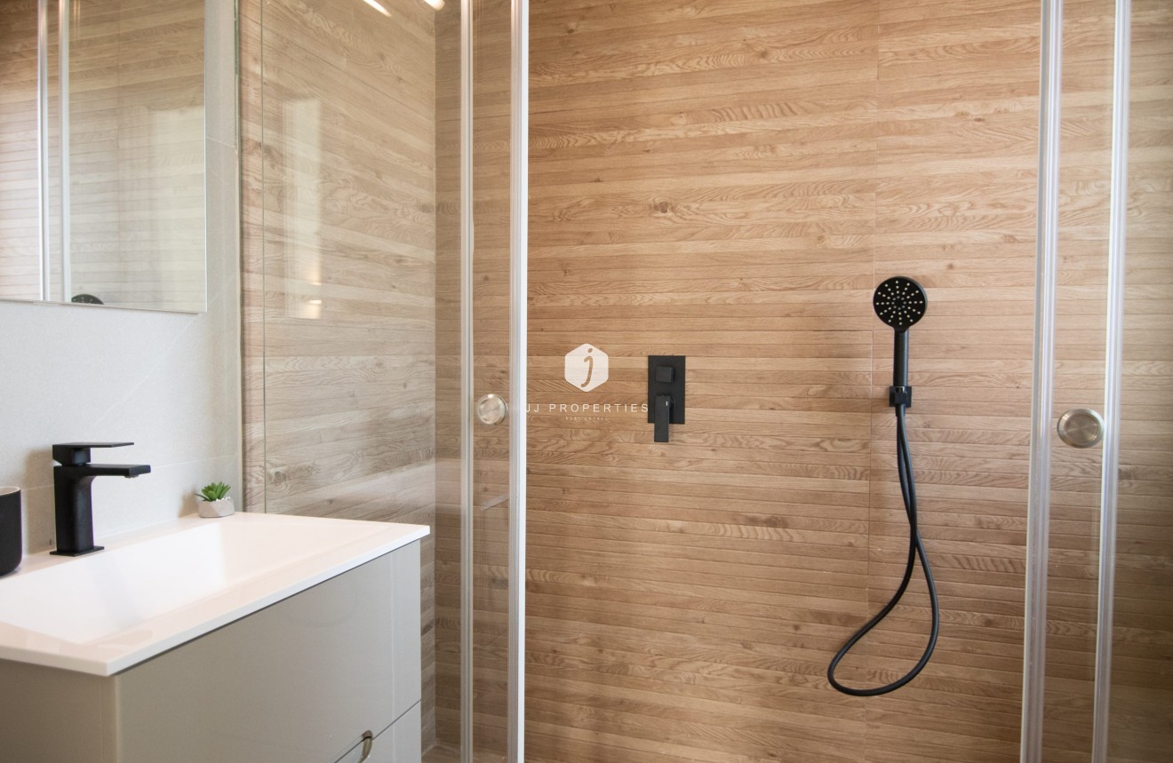 Resale - Villa -
Los Montesinos - Costa Blanca