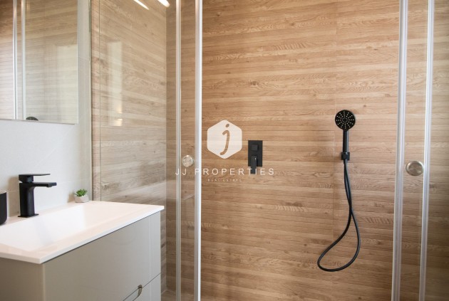 Resale - Villa -
Los Montesinos - Costa Blanca