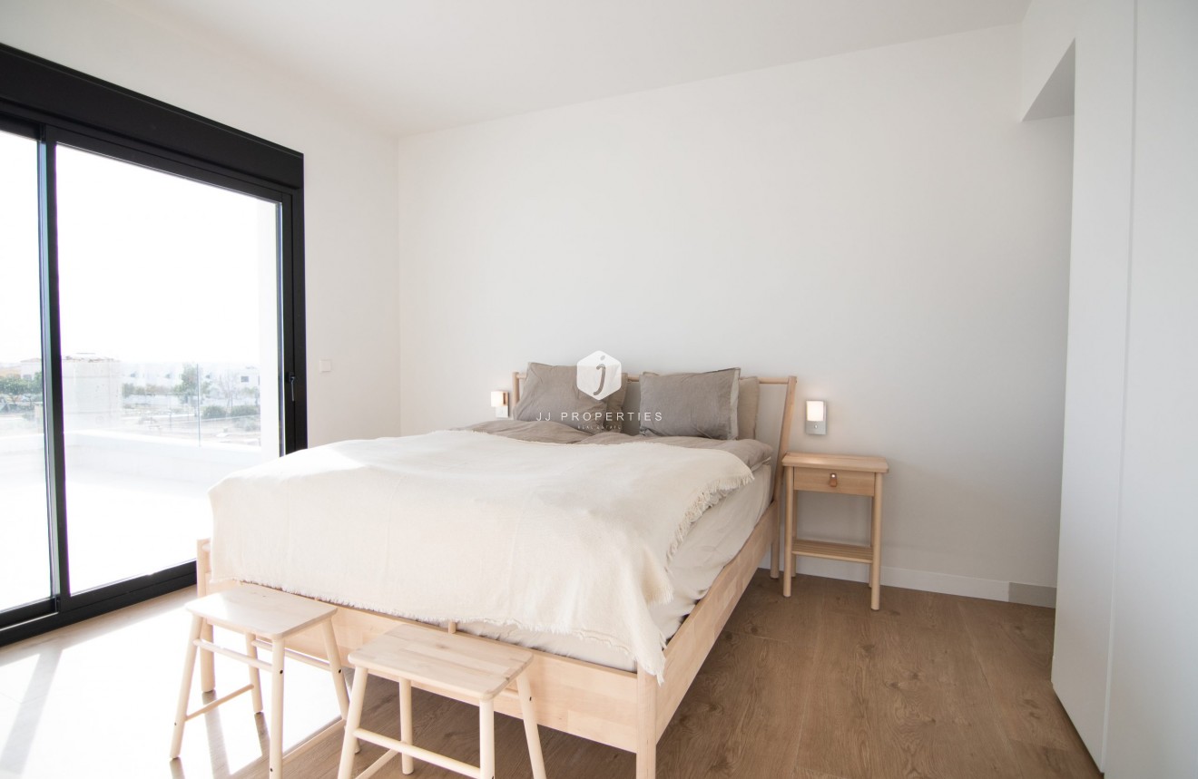 Resale - Villa -
Los Montesinos - Costa Blanca