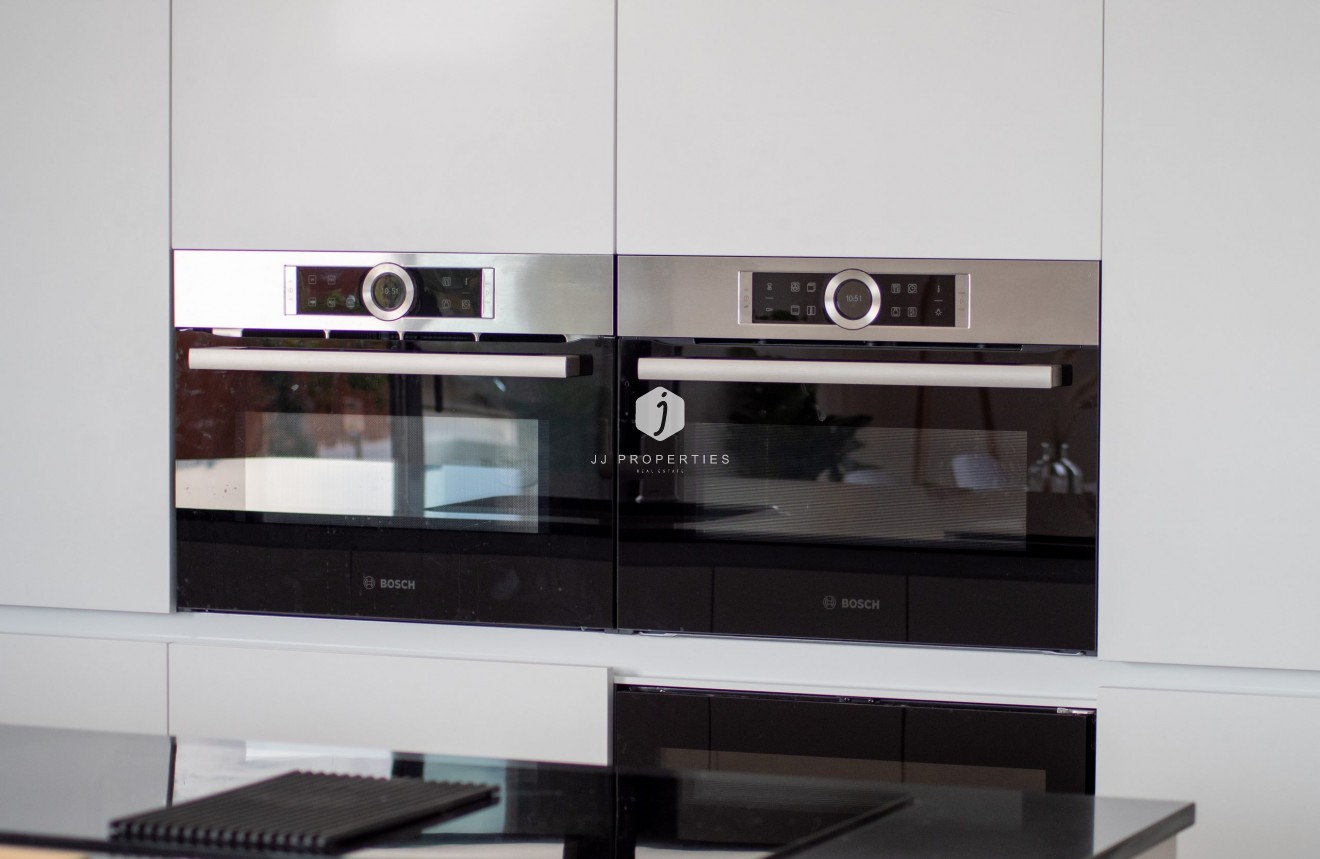 Resale - Villa -
Los Montesinos - Costa Blanca