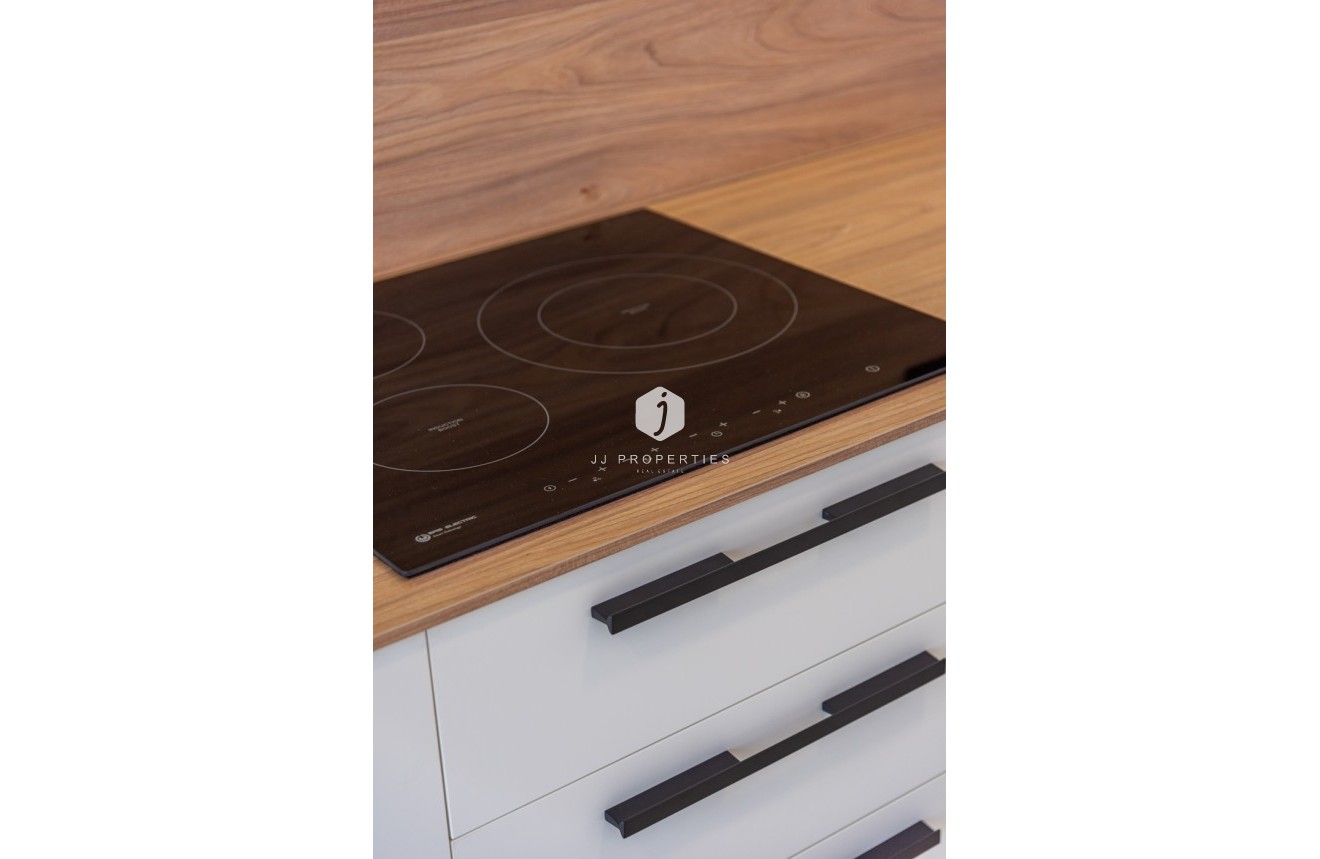 Resale - Bungalow -
Torrevieja - Costa Blanca