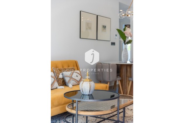 Resale - Bungalow -
Torrevieja - Costa Blanca